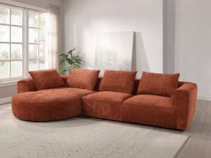 claudia Sectional Sofa W/4 Pillows
