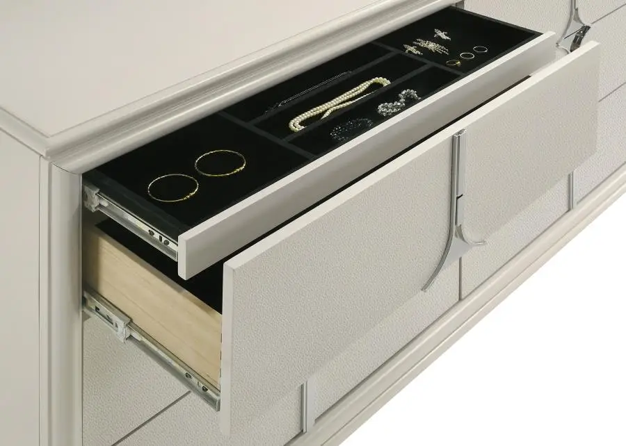 Olivia 4-piece Eastern King Bedroom Set Pearl White - Image 9