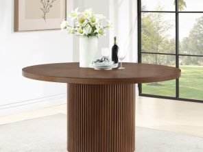 Belinda 59" Solid Wood And Oak Veneer Dining Table